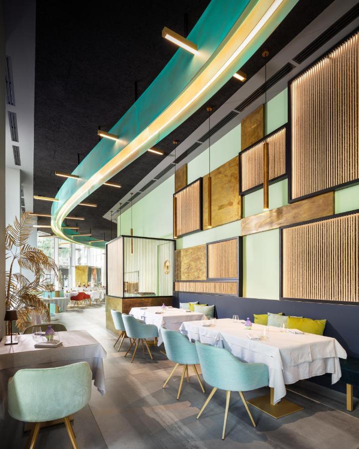 J44 Lifestyle Hotel Lido di Jesolo Exterior foto Restaurant
